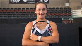 澳洲球后巴蒂上演逆轉秀 拿下澳網首勝 （圖／翻攝自Ash Barty粉絲專頁）
https://www.facebook.com/782958031804236/photos/a.991647387601965/1661543937278970/?type=3&theater
