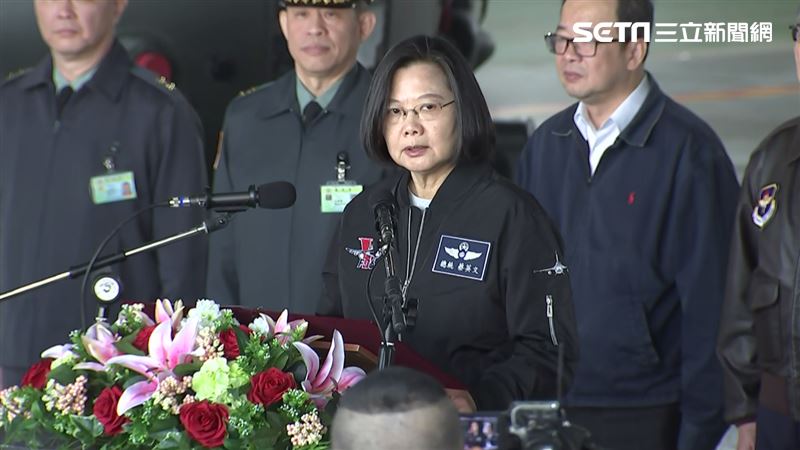 蔡英文：守護中華民國不只是國軍的事