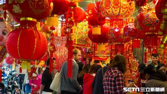 大門口別倒貼春聯　8大禁忌一次看懂