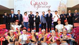 麗寶Outlet Mall二期開幕 盧秀燕盛邀：白天逛麗寶、晚上逛燈會（圖／台中市政府）