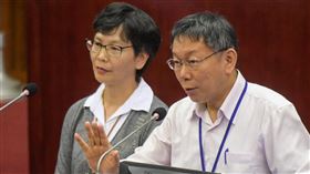 台北市長柯文哲，辦公室主任蔡壁如 圖／記者林敬旻攝