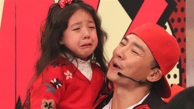 她祝吳宗憲小孩「鼠」不完　下秒暴哭