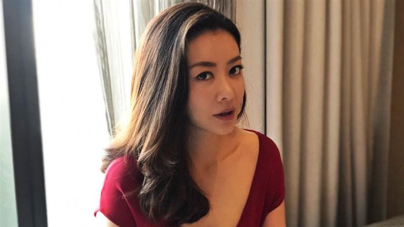 車被擋請路人移遭白眼　女星怒譙髒話