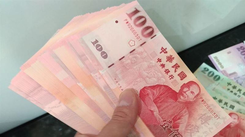 用ATM換新鈔？這兩時段千萬不要去