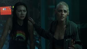 克莉絲汀與潔西卡亨維克挑戰從影最難拍攝 迪士尼提供