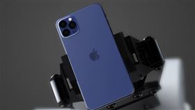 iPhone 12將推夢幻新色海軍藍（Navy Blue）▲。（圖／翻攝自EverythingApplePro YouTube）