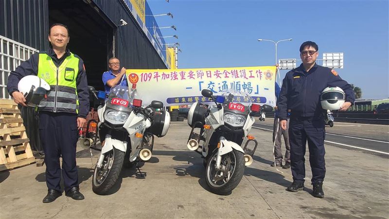 台61線春節疏導　警出動大型重機