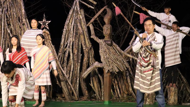 太魯閣山月村負責人　照顧部落如村長