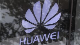 孟晚舟遭加拿大逮捕　華為國安隱憂浮上檯面華為財務長孟晚舟遭加拿大逮捕，各國對華為可能帶來的國安隱憂也浮上檯面。中央社記者吳家昇攝　107年12月8日