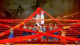 武漢肺炎,封城,湖北,防疫,春節,慶祝,歌舞團,娛樂,砲轟,不滿,　圖／翻攝自微博