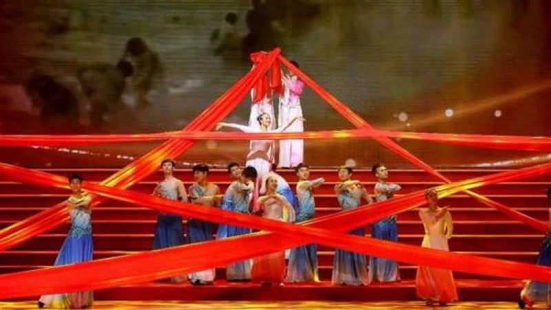 武漢肺炎延燒！陸官員歌照唱、舞照跳