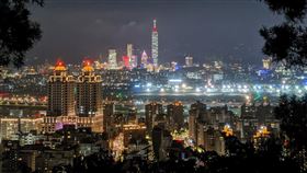 ▲台北大直劍南山夜景（圖／熊明龍授權提供）