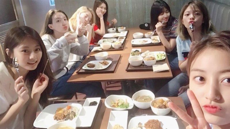 子瑜公司員工餐曝光　每年要花20億