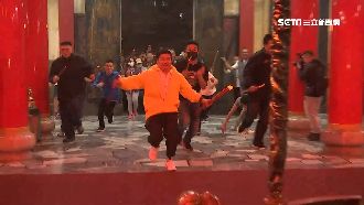 搶頭香倒數「未喊完」　導致信眾偷跑