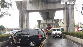 新北大道5車連環追撞事故現場（翻攝畫面）