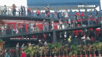 屏東熱博走春夯！人潮移動像生產線