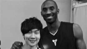 柯比,林俊傑/翻攝自臉書