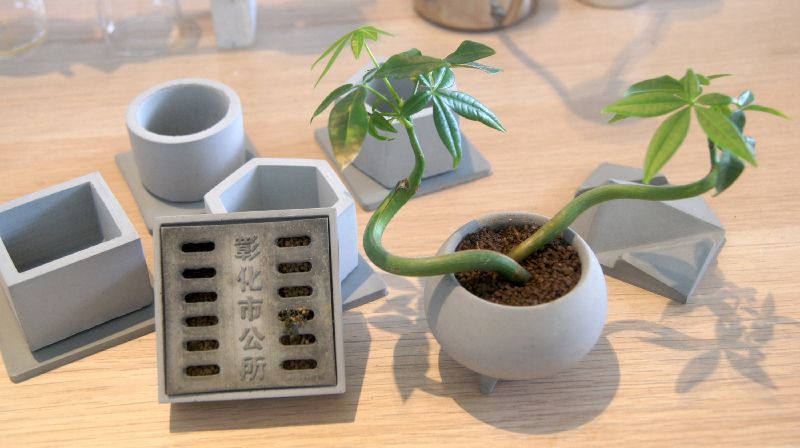 清水模水泥花器　許晉榮推文創