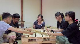 青年團隊傳承石墻村草編技藝
