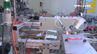 工廠恢復生產線　每日產30萬片口罩