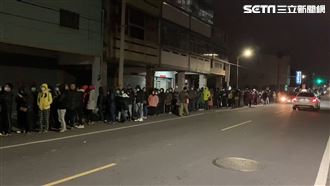 台灣防疫／雲林13度低溫排隊搶口罩