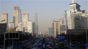 中國地方財政紛亮紅燈  首都北京也喊窮要錢中國地方政府近年來普遍被債務所苦，財政捉襟見肘，連北京市也向中國中央求援。圖為北京市高樓林立的中央商務區（CBD）街景。（中新社提供）中央社記者邱國強北京傳真  108年3月19日