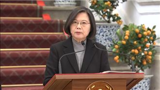 中國拒包機撤武漢台人　蔡英文說話了