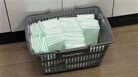 口罩,超商。（圖／記者馮珮汶攝）示意圖