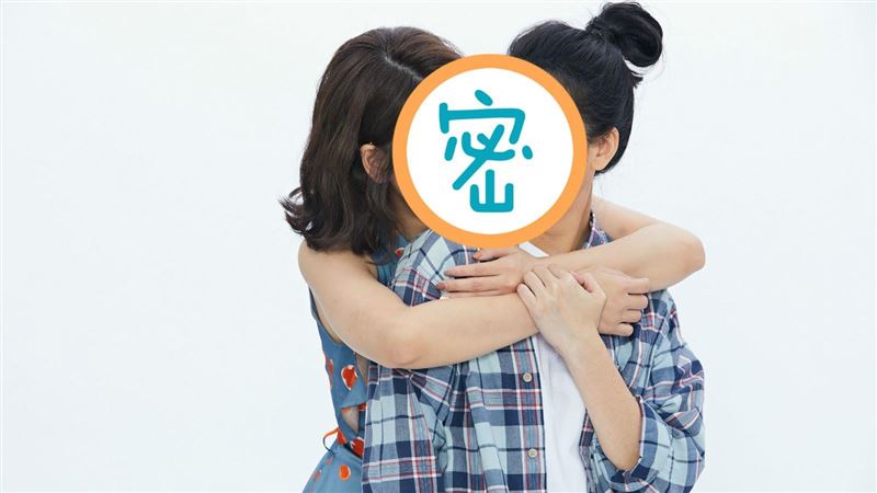 曝光吻照！《女力》女星公開女友喜訊