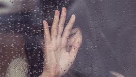 -少女-女子-女性-性侵-強暴-（圖／Pixabay）