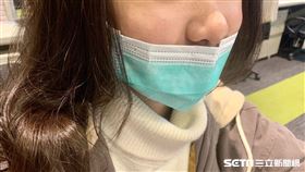 戴口罩露出鼻子