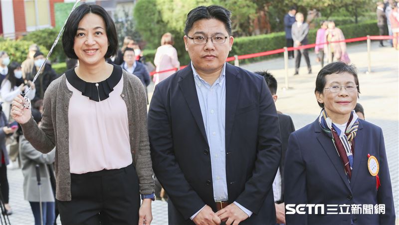 王婉諭：我會用小燈泡的光照亮台灣