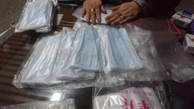 圖／翻攝自基隆人大小事,發口罩