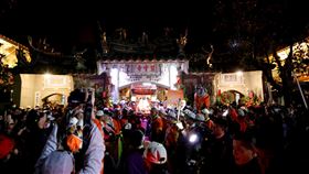 台南東山迎佛祖　正二媽啟駕返回碧軒寺台南市「東山迎佛祖」宗教祭典傳承近200年，東山碧軒寺觀音佛祖「正二媽」農曆春節前回鑾到白河碧雲寺過年後，3日凌晨啟駕返回碧軒寺。（台南市政府提供）中央社記者張榮祥台南傳真　109年2月3日