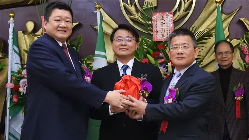 民進黨團幹部交接　林銘仁任議會總召
