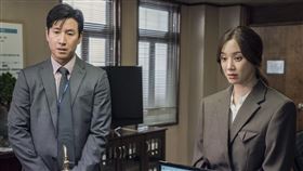 韓劇,檢察官內傳,李善均,鄭麗媛 愛奇藝台灣站提供