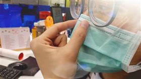 正確戴口罩
不用寫拍攝者