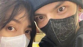 向佐,郭碧婷/微博