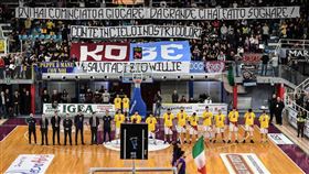 ▲義大利列蒂球隊退休24號球衣。（圖／翻攝自推特）