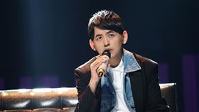 馬世芳與黃子佼近日在公視《音樂萬萬歲》選出各自最想送上外太空的華語歌曲，期盼有天外星人能聽見。圖／公視提供