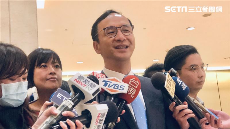 揪藍委打拳被批暴力　朱立倫1句神回