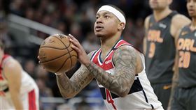 ▲『矮湯』湯瑪斯（Isaiah Thomas）被交易到快艇秒被裁。（圖／美聯社／達志影像）