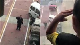 防疫,第一線,防疫人員,返家,兒子,心疼,敬禮,民警,父子