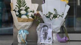 弔念李文亮…武漢「全城吹哨」畫面曝光　哭喊聲傳遍整座城（圖／翻攝自微博）