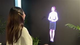 虛擬助理進駐微軟AI研發中心微軟AI（人工智慧）研發中心打造虛擬助理「小灣」，透過快速轉動的扇葉及視覺暫留來顯現浮空影像，可提供交通、樓層導覽、訪客注意事項等實用資訊。中央社記者吳家豪攝 109年2月8日