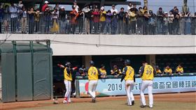 ▲中信兄弟春訓首場紅白戰。（圖／中信兄弟球團提供）