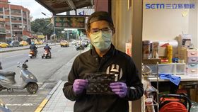 記者邱于倫攝影　叫賣哥提供　叫賣哥送口罩
