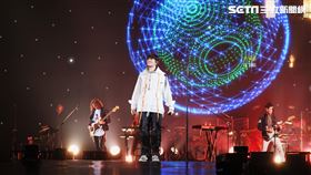 宇宙人小巨蛋演唱會 相信音樂提供 
外場防疫量體溫記者鄭尹翔攝影