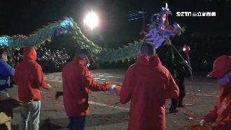 苗栗「火旁」龍重現40年代竹竿炮！