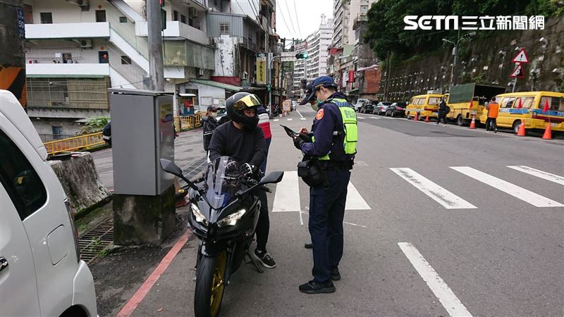 噪音車太擾人　警稽查還「靜」於民